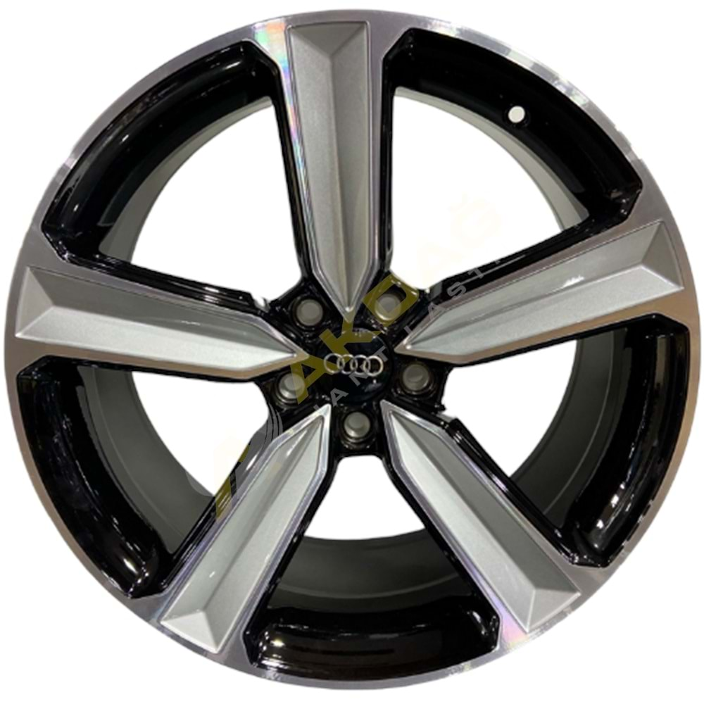 19X8,5 JANT BABAYAGA 5X112 ET35 66,45 BLACK SİLVER DİAMOND AUDİ RS