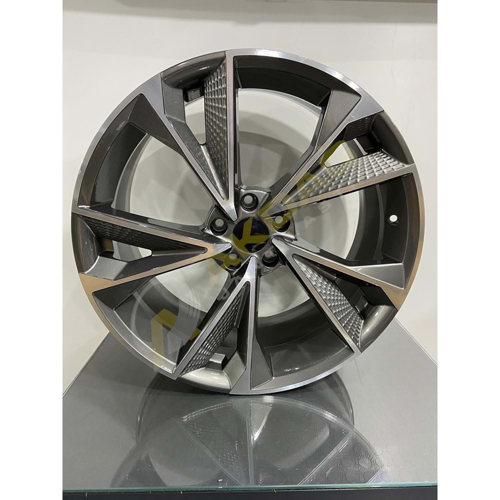 20X9,0 JANT DY 800 920 5X112 ET35 66,45 GUN DİAMOND AUDİ RS7