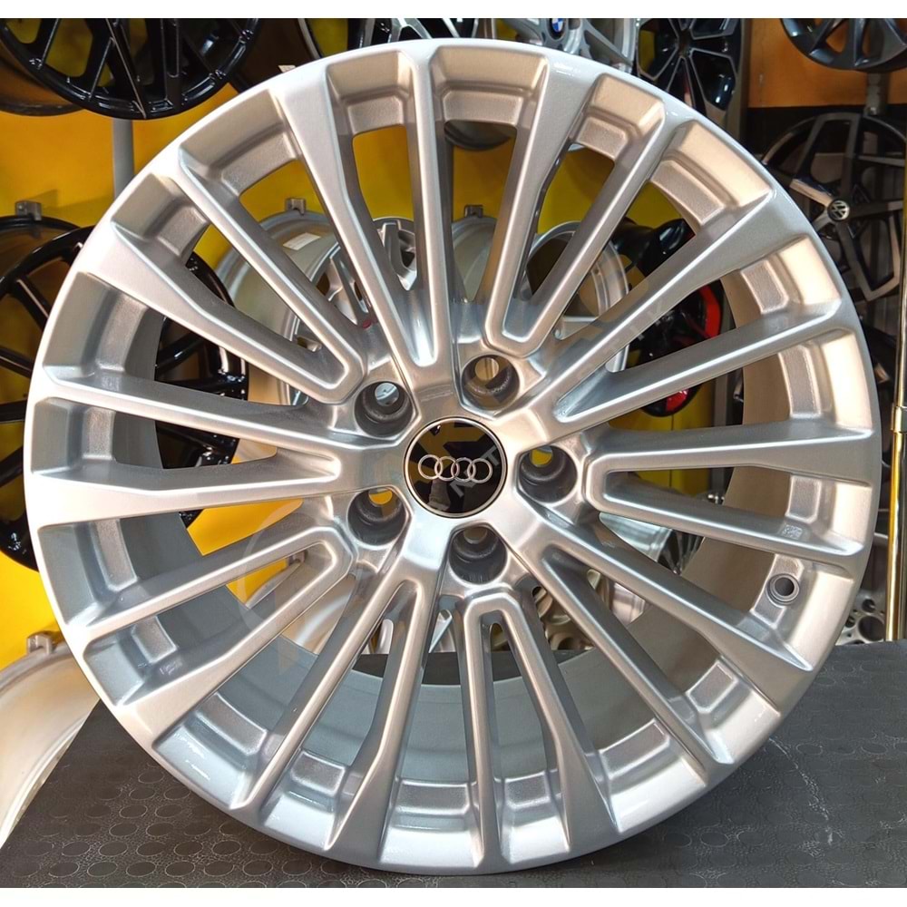 18X8 ÇIKMA JANT 5X112 ET 39 OEM AUDI