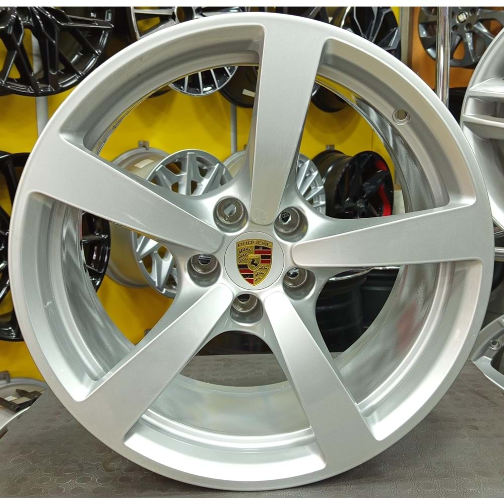 18X8-9 ÇIKMA JANT ET 21 5X112 OEM PORSCHE MACAN