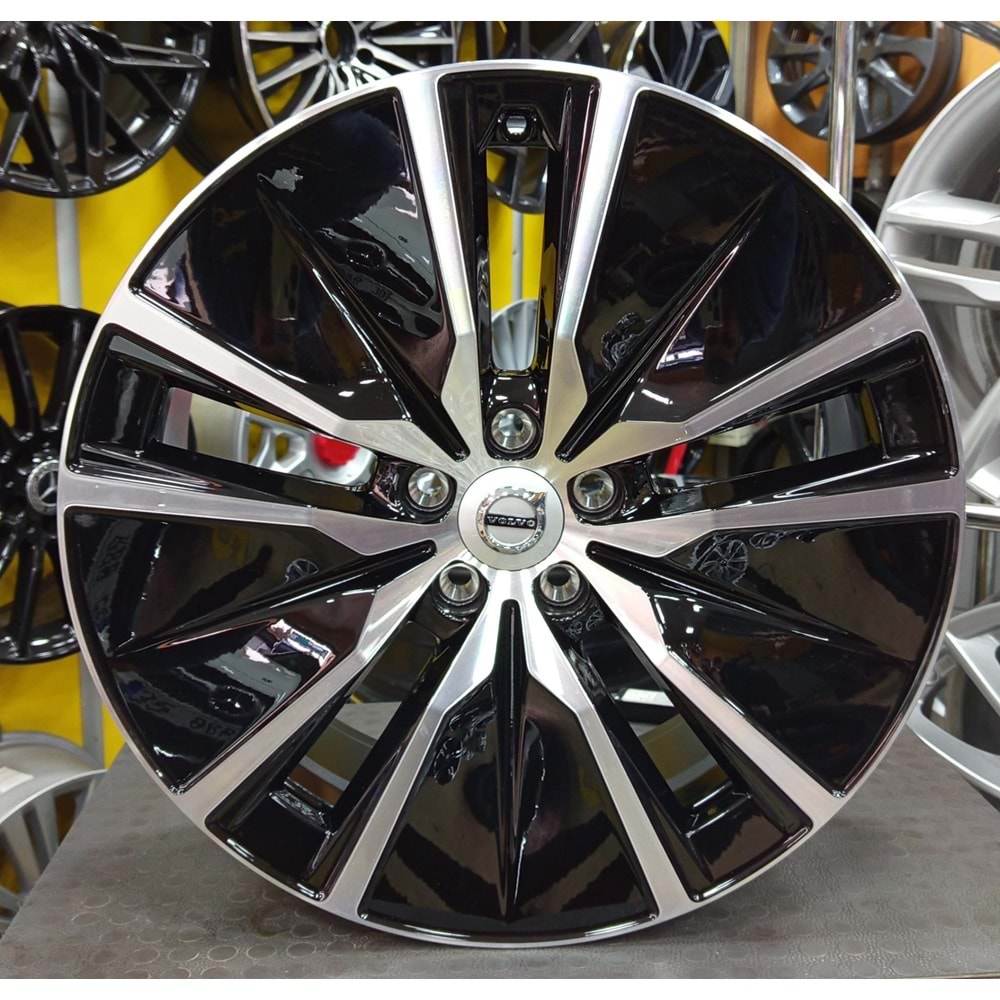 19X8 JANT ORJİNAL VOLVO 5X108 ET42,5 63.4 BLACK DİAMOND