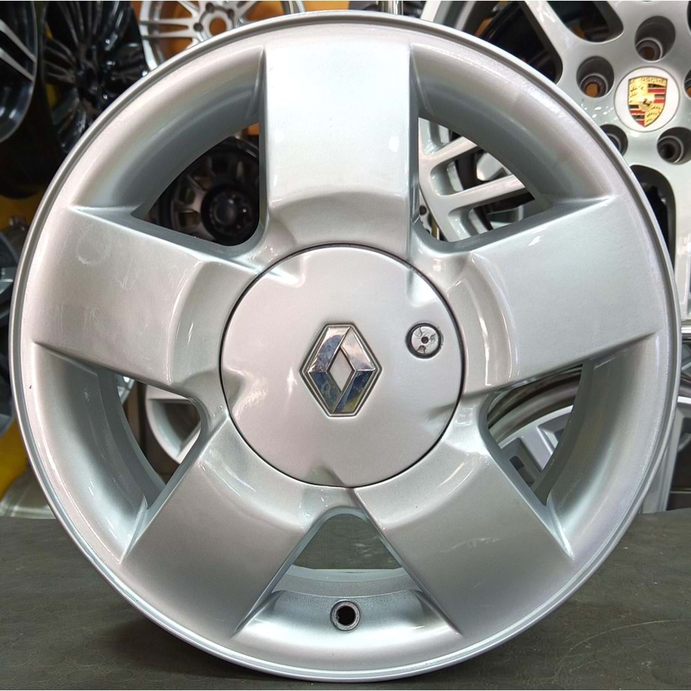 14X5.5 ÇIKMA JANT 4X100 ET 43 OEM RENAULT