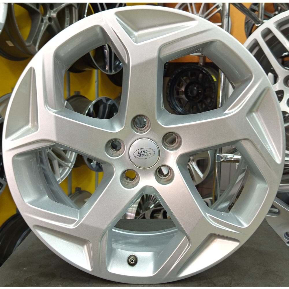 20X8.5 ÇIKMA JANT 5X120 ET 47 OEM LAND ROVER (BORBET LR027)