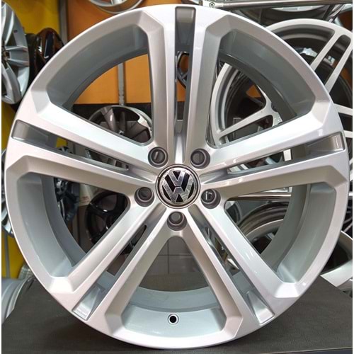 19X8.5 5X112 ET 32 ÇIKMA JANT REPLİKA