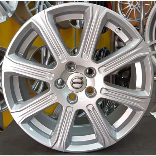 17X7 ÇIKMA JANT 5X108 ET-52,5 OEM VOLVO
