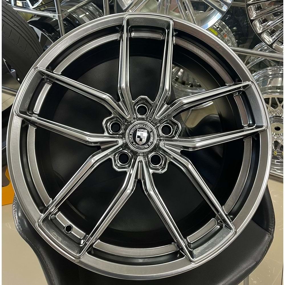 19X8,5 JANT R1W 5605 5X120 ET33 72,6 HYPER BLACK