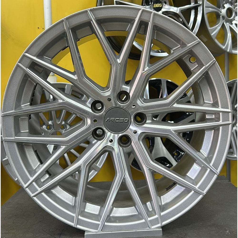 18X8.5 ÇIKMA JANT 5X108 ET:35 73.1