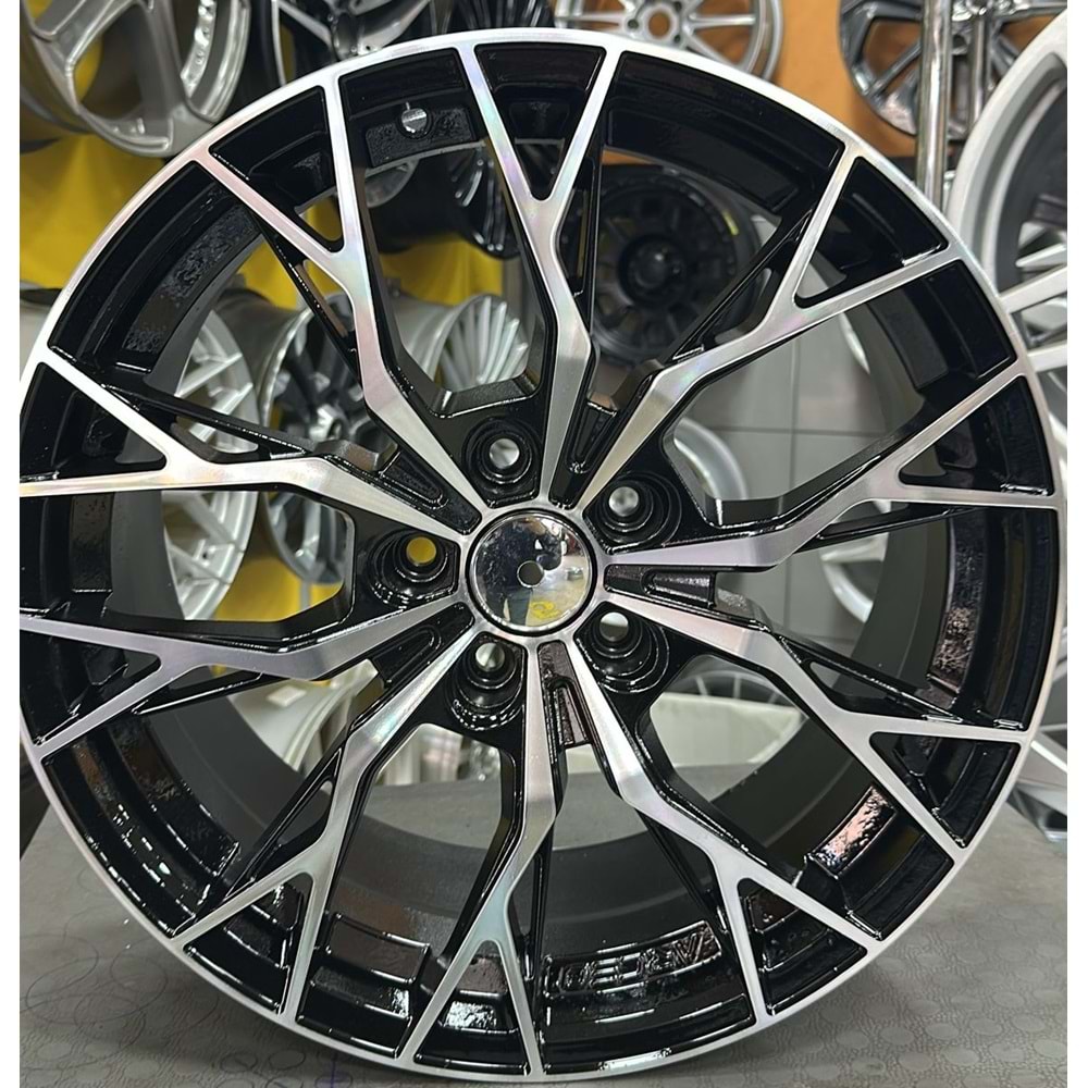 18 ÇIKMA JANT 5X112 REPLİKA